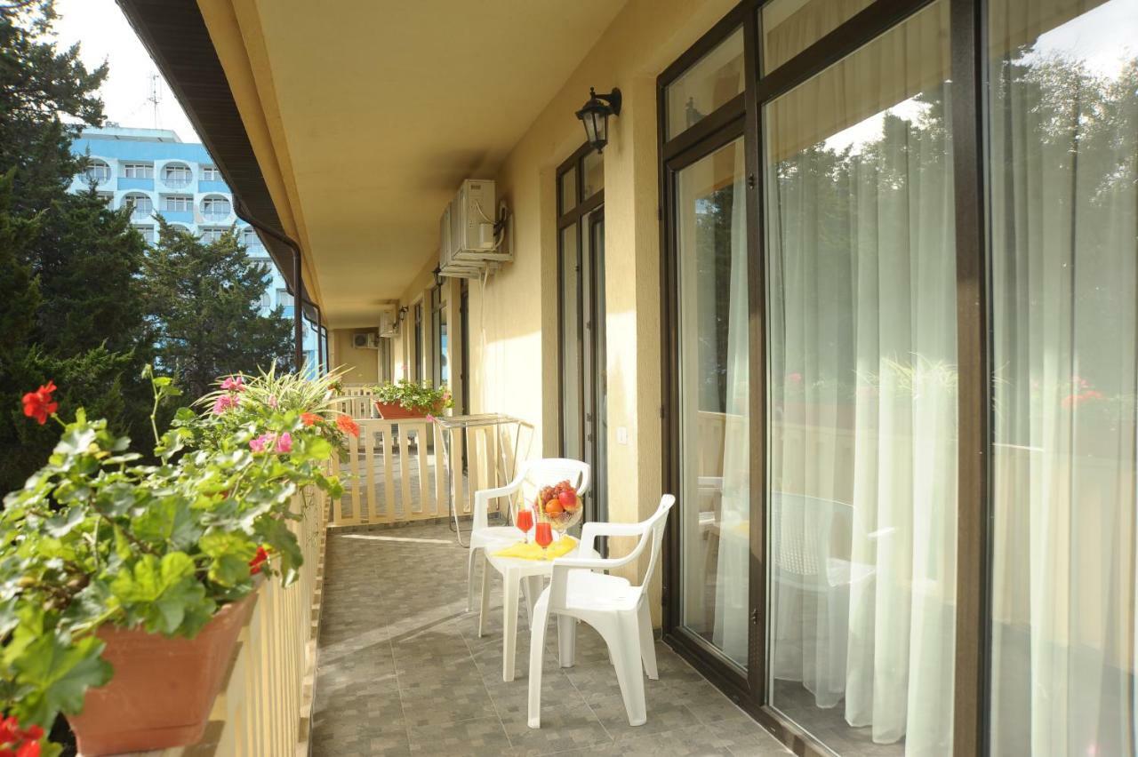 Hotel Pinguin Eforie Nord Exterior foto